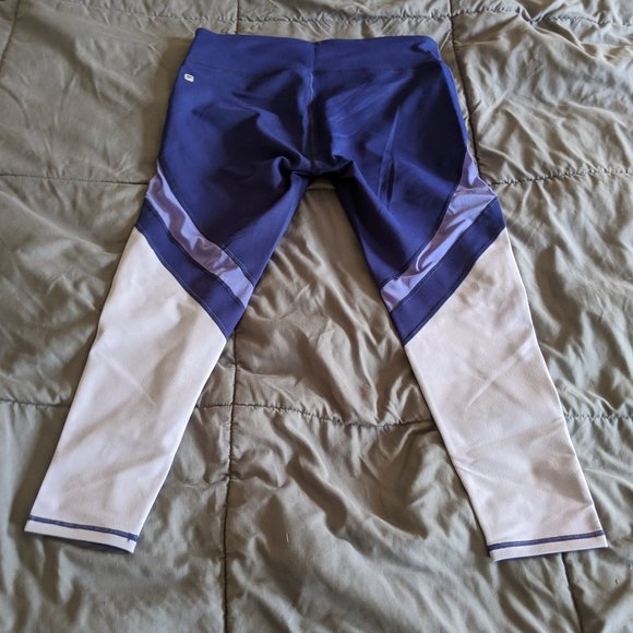 NWT, Fabletics Women's Brogan Mesh Capri, L - Picture 4 of 8